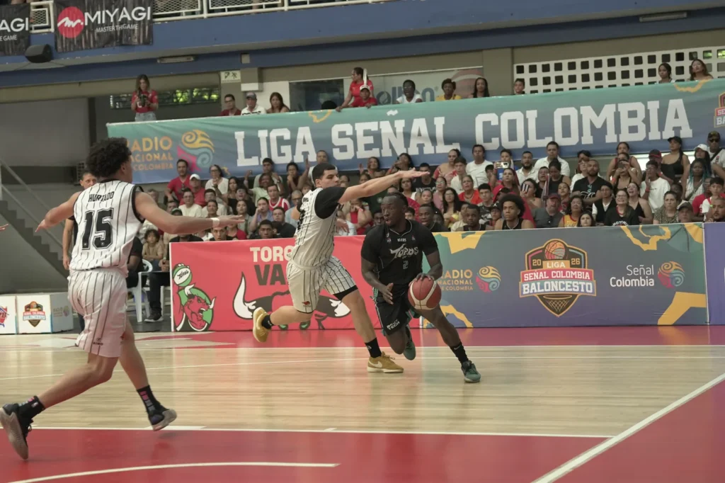 TOROS RUGEN 90-81 SOBRE PIRATAS Y SE LLEVAN EL PRIMERO DE SEMIFINALES